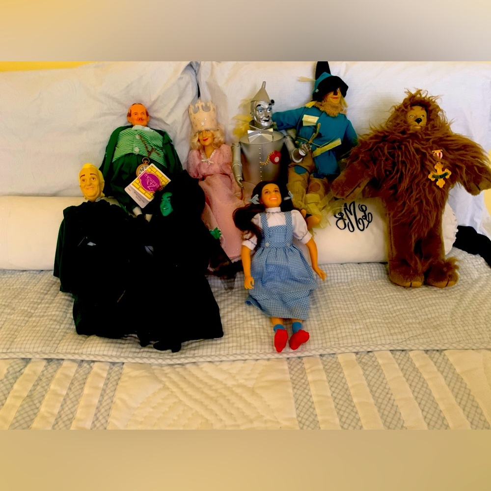 Wizard of Oz limited edition dolls